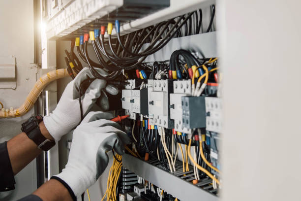 Best Affordable Emergency Electrician  in Mansfield, OH